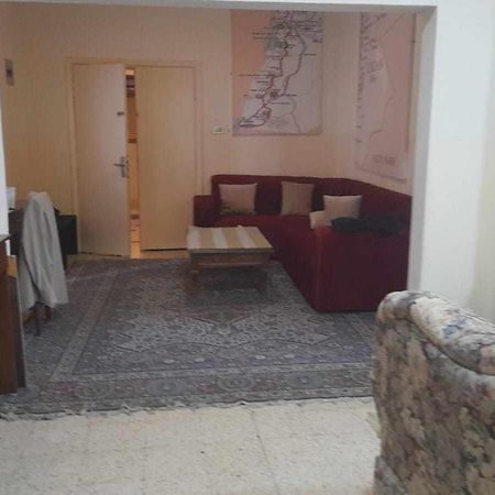 Student House Hostel Madaba Exterior photo