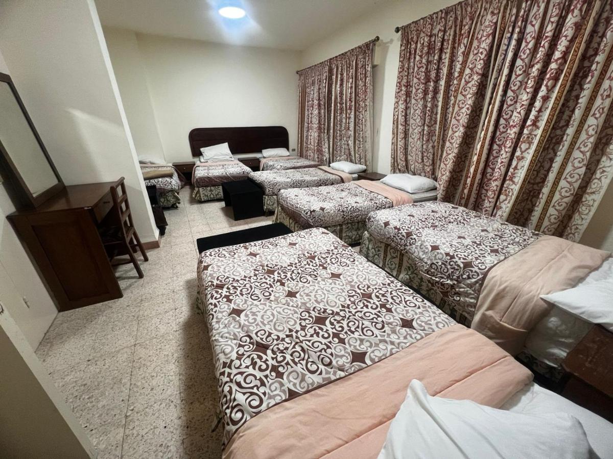 Student House Hostel Madaba Exterior photo
